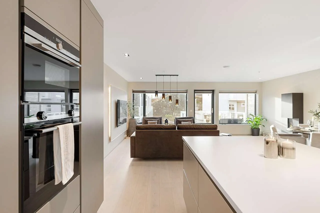 Home Window Tint: Energy, Privacy, Comfort